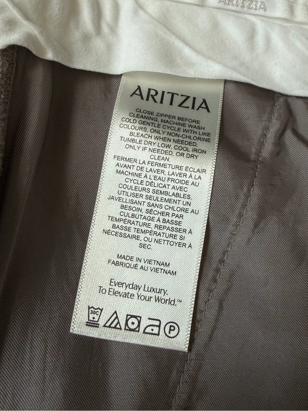 Aritzia Babaton The Effortless Pant Crepette Wide Leg Taupe Beige - Picture 6 of 7